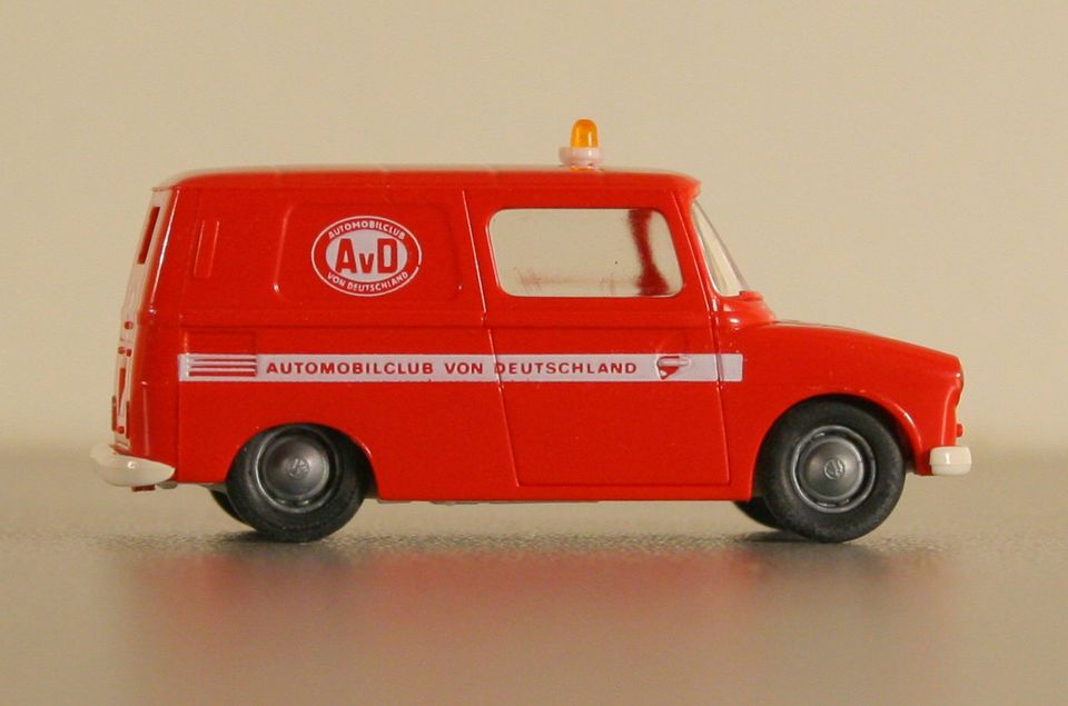 Brekina 90364 VW 147 Fridolin VW 1500 Variant VW Golf 1 AVD Set O in Mansfeld