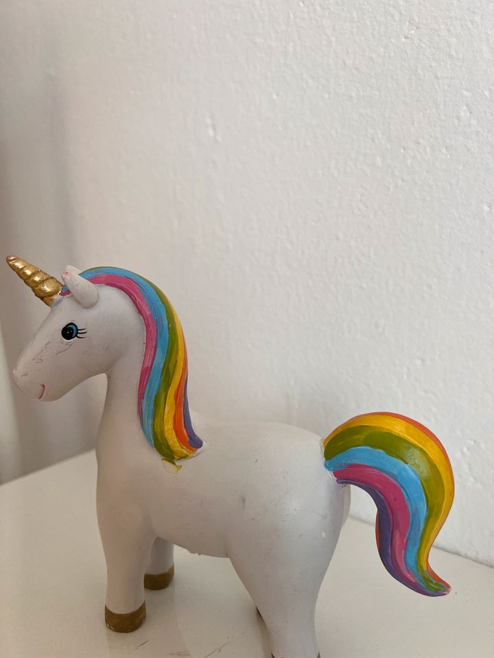 Mythische Verzierte Marshmallow Einhorn Stute in Herford