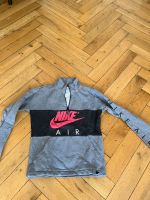 Nike Air Pullover retro Gr. S Berlin - Charlottenburg Vorschau