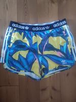 Adidas Shorts, nur bis Fr 20.06. zu verkaufen Bayern - St. Georgen bei Traunreut Vorschau