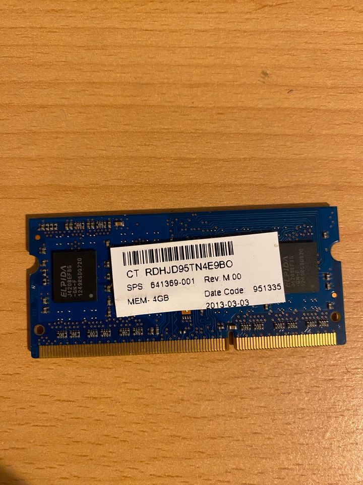 4GB 1Rx8 PC3L-12800S-11-12-B4 Elpida in Bad Vilbel