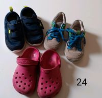 Schuhe Größe 24 Turnschuhe Sneaker Hausschuhe Crocs Sachsen-Anhalt - Halle Vorschau