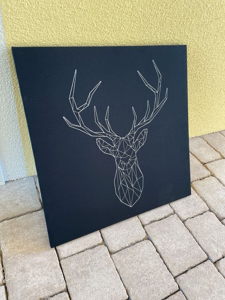 Wandbild mit Hirsch in Neumarkt-Sankt Veit