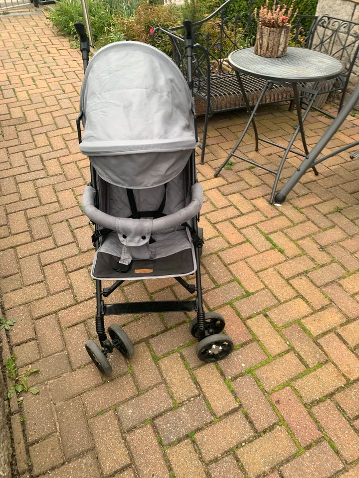 Buggy mit Regenschutz zu verkaufen in Aue