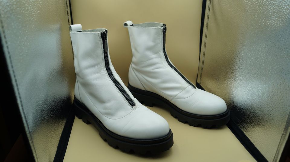 Gino Rossi echt Leder Gummisohlen Stiefeletten Boots weiss Gr.40 in Bad Camberg