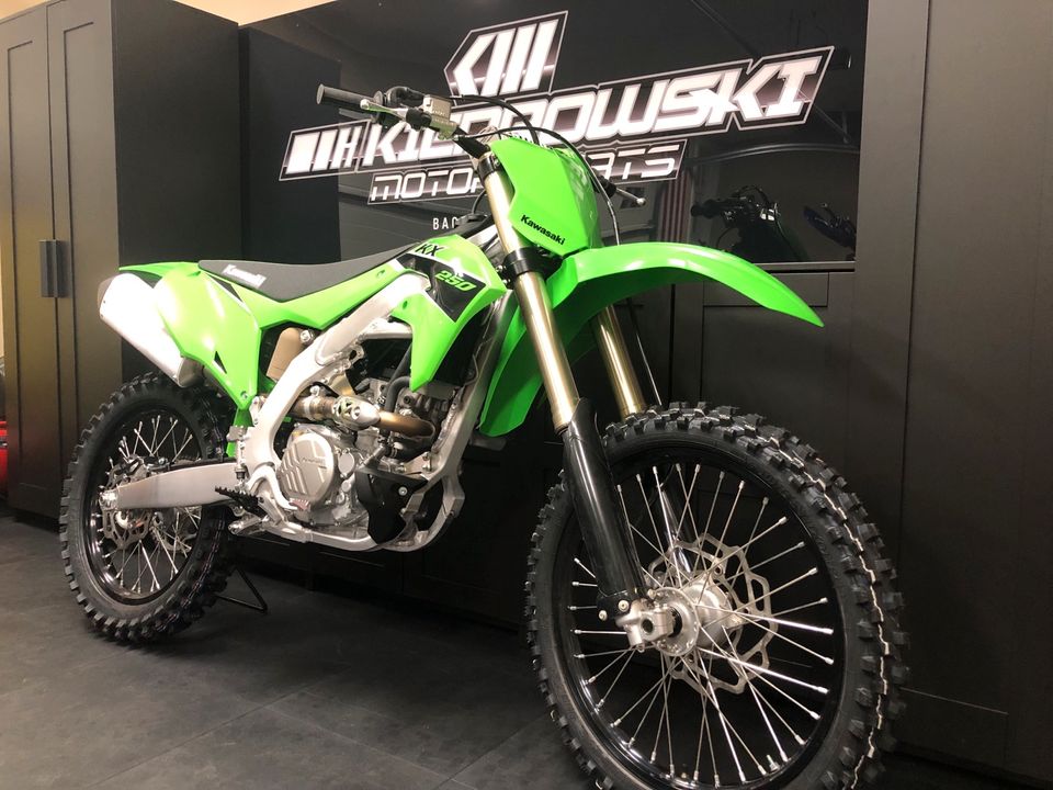 KAWASAKI KX 250 F MODELL 2023 NEU am Lager! KXF KX-F in Eicklingen