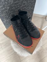 Nike Hallenschuh in Größe 37,5 Nordrhein-Westfalen - Blankenheim Vorschau