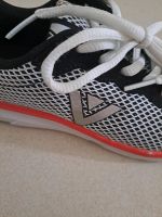 Sportschuhe Sneaker Gr. 32 Mädchen / Junge Schuhe Baden-Württemberg - Rastatt Vorschau