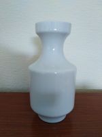 Vase weiß Porzellan Höhe 18 cm Niedersachsen - Harsefeld Vorschau