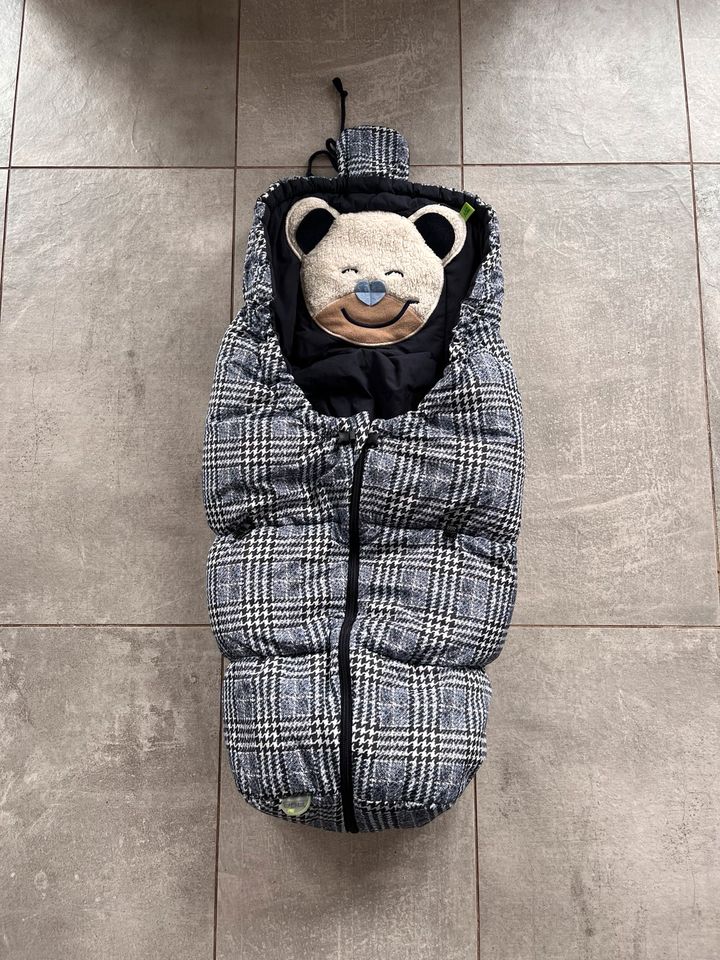 Mucki Oderwälder Babynest/ Fusssack für Babyschale/ Kinderwagen in Laatzen