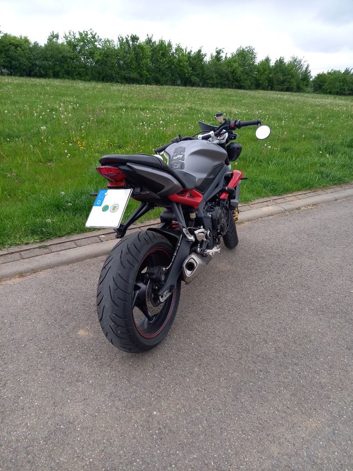 Triumph Street Triple R in Leinfelden-Echterdingen