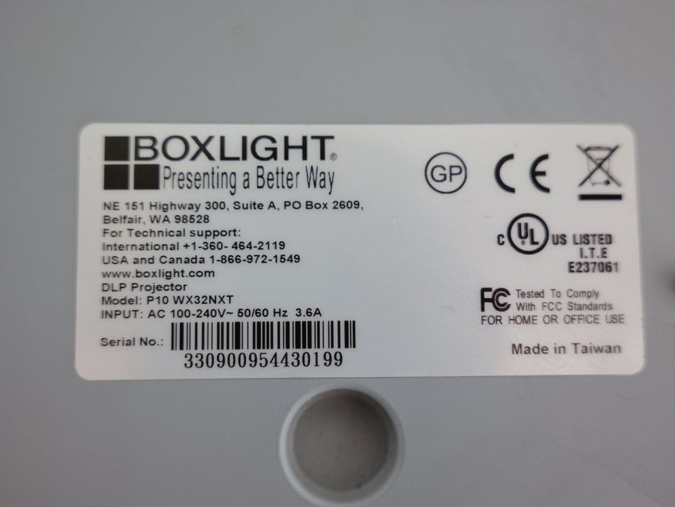 Boxlight P10 WX32NXT Projektor / Beamer / Kurzdistanzbeamer in Hannover