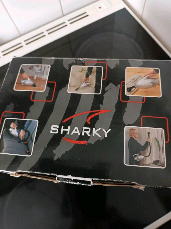 Dirt Devil "Sharky" elektrische Reinigungsgerät  Hand  Sauger in Stuttgart