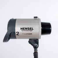HENSEL Integra 250 Plus FreeMask Kompaktblitz - leichten Mängeln Niedersachsen - Wallenhorst Vorschau