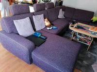 Ausgefallene moderne Couch aus Strukturstoff Baden-Württemberg - Lörrach Vorschau