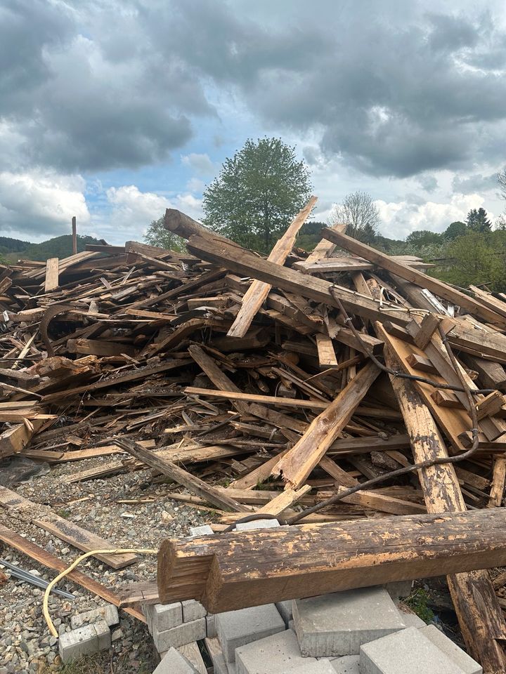 Holz, Balken ,Bretter, Brennholz , unbehandelt in Mittelreidenbach