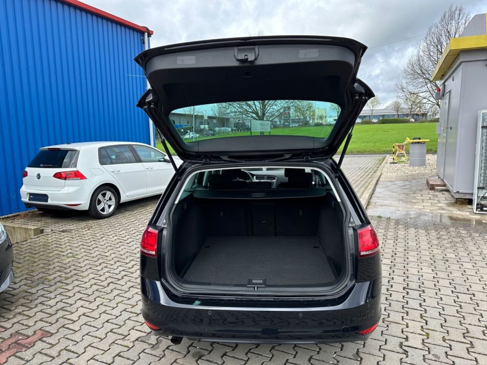 Volkswagen Golf VII Variant Comfortline BMT Tüv Wartung Neu in Heuchelheim