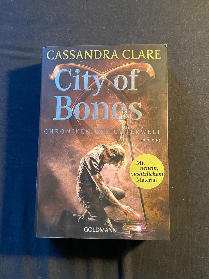 city of bones-chroniken der unterwelt teil 1 cassandra clare in Mönsheim