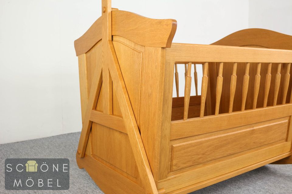 Babybett Babywiege Schaukelbett Eiche Bett Kinderbett Stange in Berlin