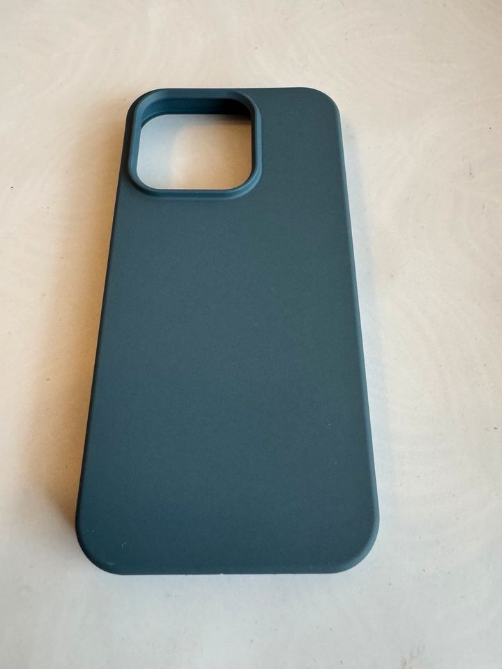 Bumper / Case Apple iPhone 15 Pro, neu  Versand 2 Euro in Bad Wörishofen