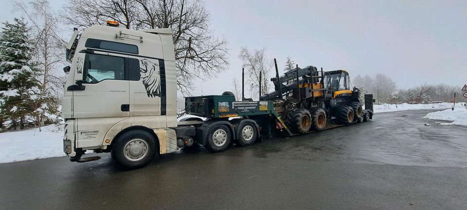 Transport Bagger Walzen Fertiger Schlepper Anhänger Überführungen in Duingen