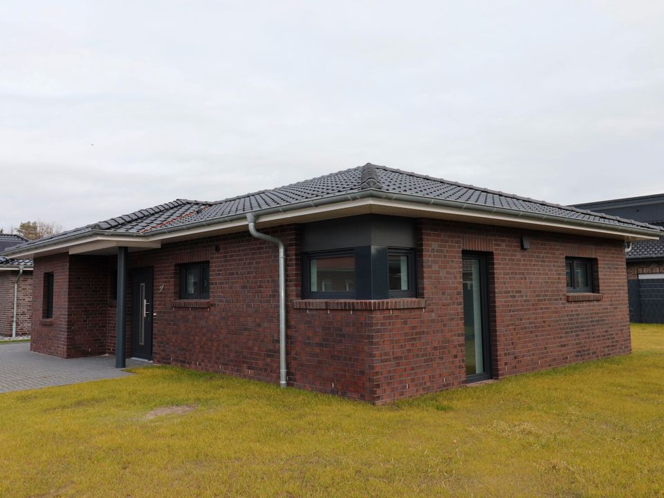 Neubau - Moderner Bungalow jetzt bezugsfertig in Barßel