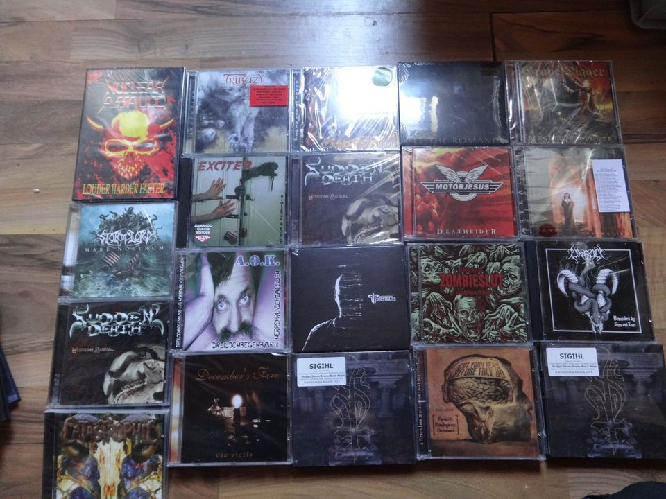 Metal Sammlung 111 CD Rammstein Ungod Slipknot Grave Digger in Voerde (Niederrhein)