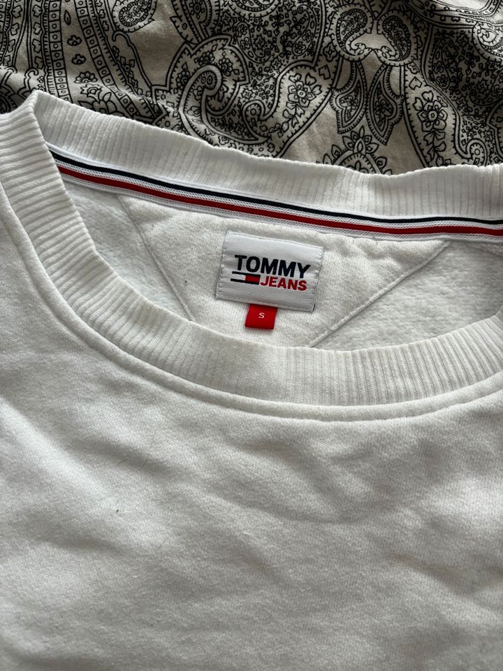 Tommy Jeans Pullover in Essen