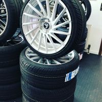 VW Golf VI GTD Komplettrad Sommer 225/40R18  8X18Zoll Baden-Württemberg - Korb Vorschau