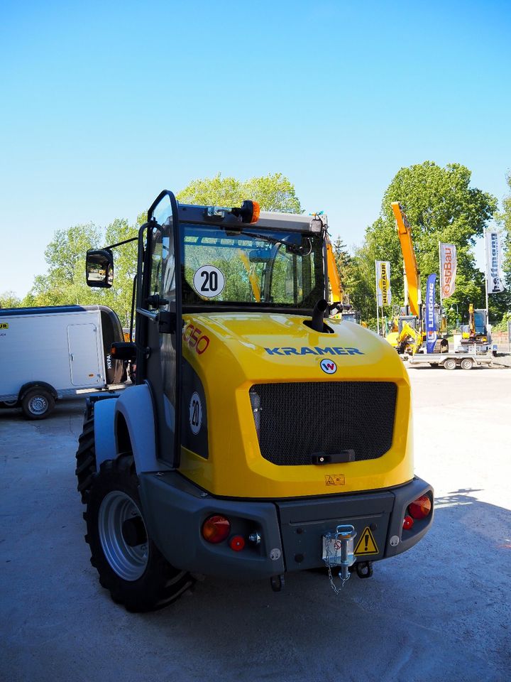 Kramer 5050 Stufe V Radlader mit Greiferschaufel und Stapeleinrichtung in Bernau