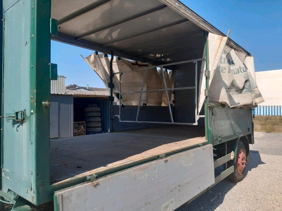 Lkw Anhänger Ballenwagen Tiny House Getränke Wagen in Oelde