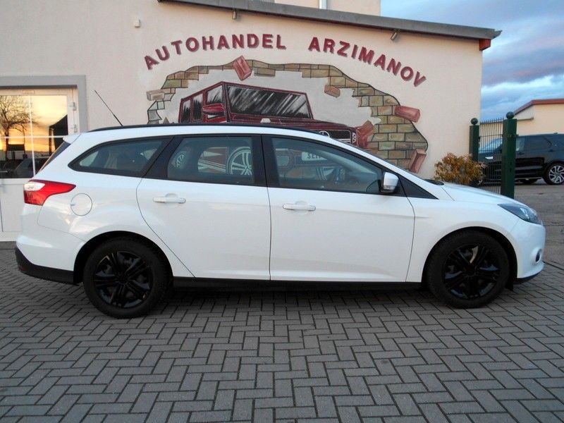 Ford Focus Turnier 1.0 SYNC Edition NAVI/PDC in Markranstädt