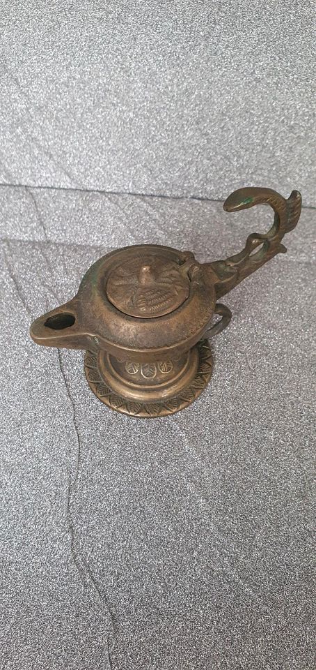Kleine antike Öllampe Luzerner Lampe Messing Bronze Öllämpchen in Köln