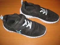 Kinder-Sport-Halbschuhe Gr.34 mit Klettverschluß schwarz glitzer Baden-Württemberg - Deckenpfronn Vorschau