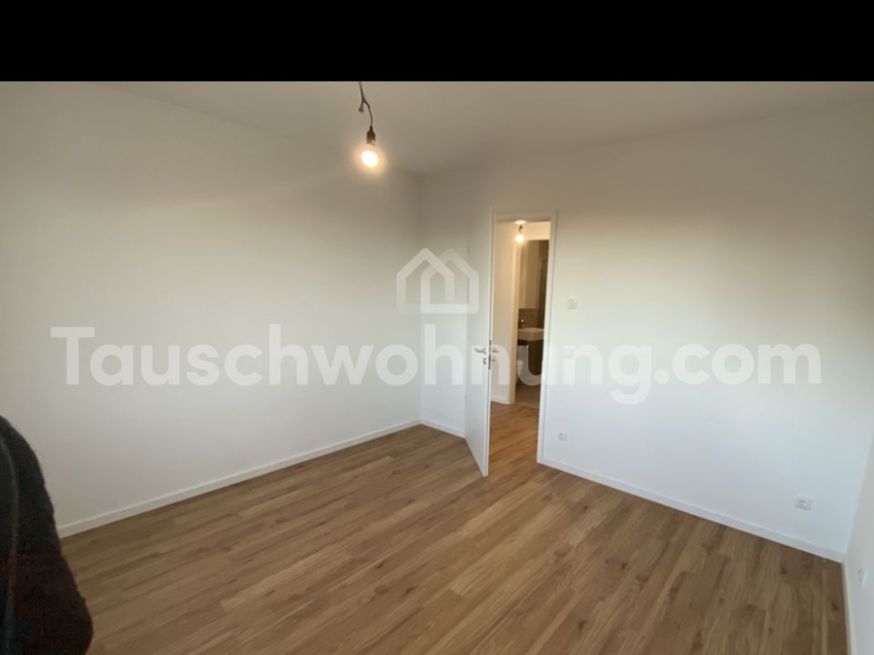 [TAUSCHWOHNUNG] 2 Zimmer Neubau+Balkon Pankow gegen größer in P-Berg / Mitte in Berlin