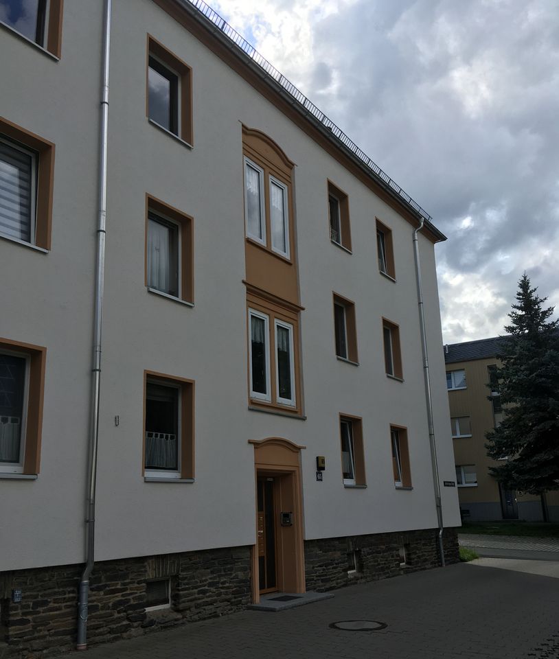 3-Raum-Wohnung mit wunderbaren Blick ins Erzgebirge in Stollberg