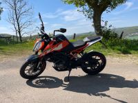 KTM Duke 125 Naked Bike B 196 Nordrhein-Westfalen - Marsberg Vorschau