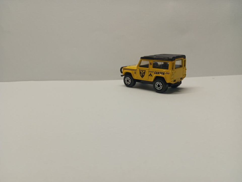 + Matchbox Ninety Land Rover+Scania Lkw+ 2x Cabrio Porsche etc. in Dresden