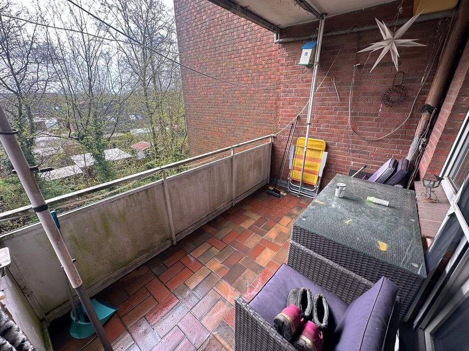 4 Zimmer Wohnung mit Balkon in Emden