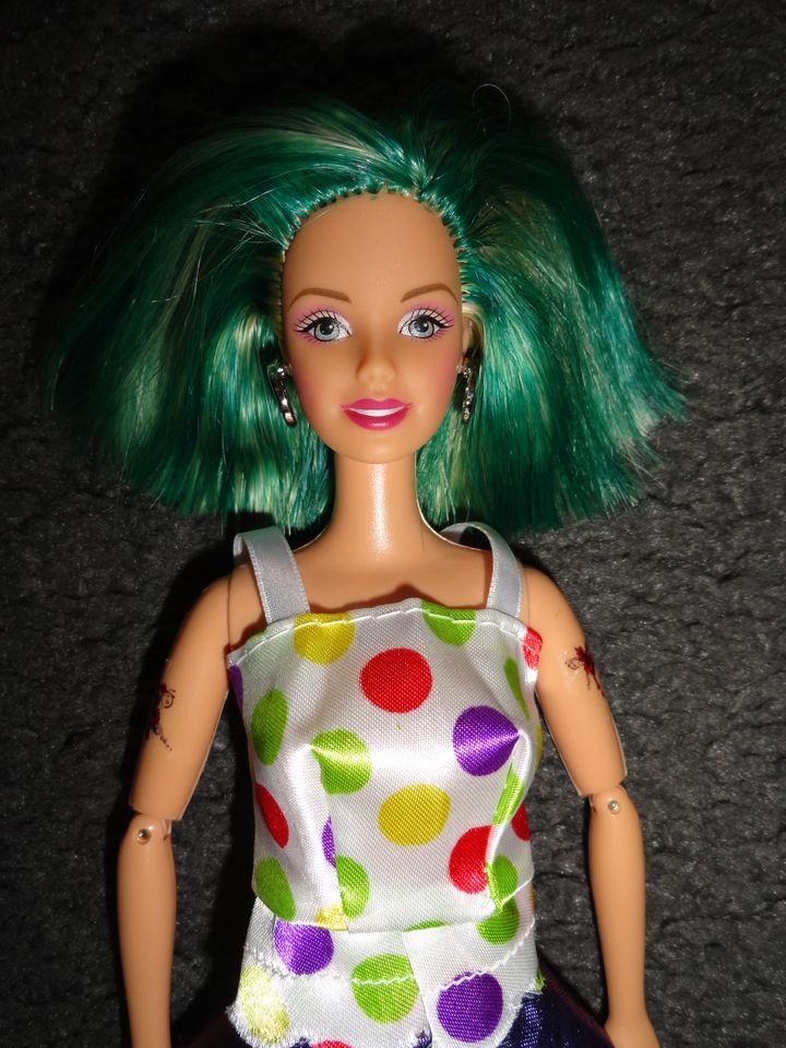 Vintage Barbie Puppe 1999 Mattel gestylt in Potsdam