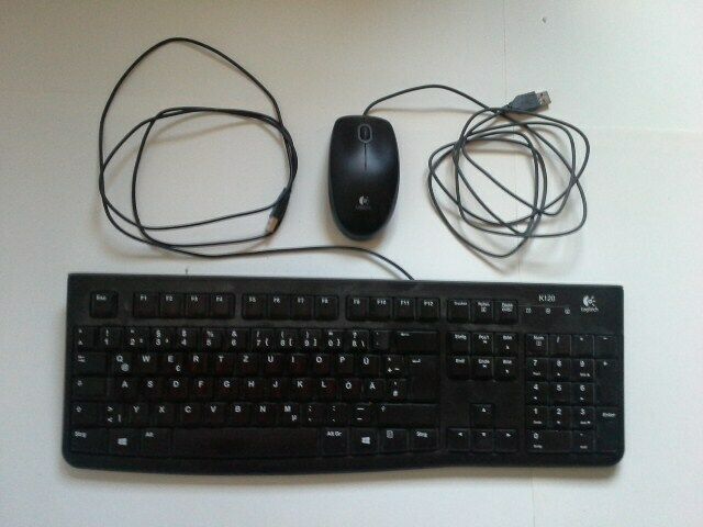 Verkaufe 1-neuwertige-LOGITECH-Tastatur-K 120 + Maus in schwarz! in Nördlingen