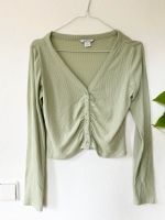 Mintfarbene Strickjacke Monki S neu München - Schwabing-West Vorschau