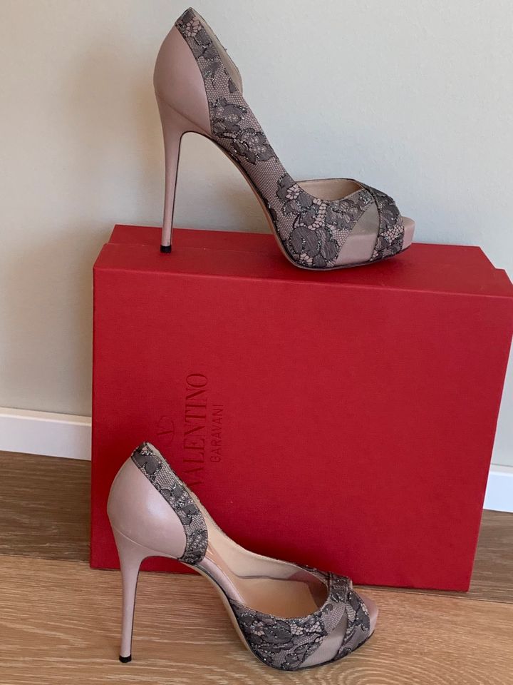 Valentino Peeptoe Pumps Highheels Gr.36 Nude Beige Puder in Stuttgart -  Stuttgart-Nord | eBay Kleinanzeigen ist jetzt Kleinanzeigen