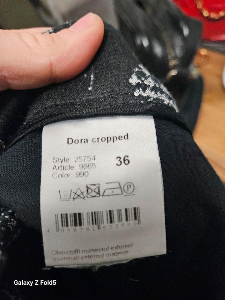 Raffaello Rossi Chinohose schwarz- grau Muster Gr.36 Neupreis 180 in Nürnberg (Mittelfr)