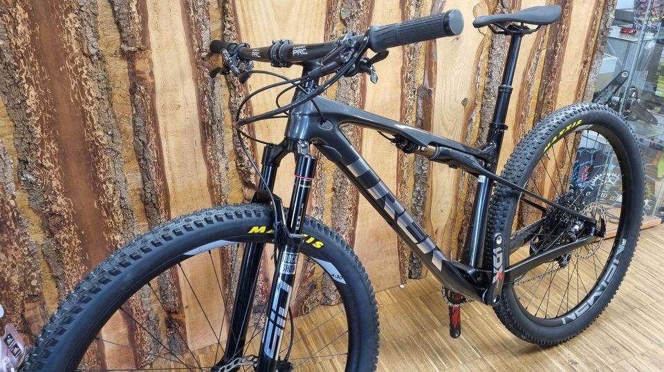 Trek Supercaliber Gen 1Customaufbau Gr. ML neu 5499 € in Freiburg im Breisgau