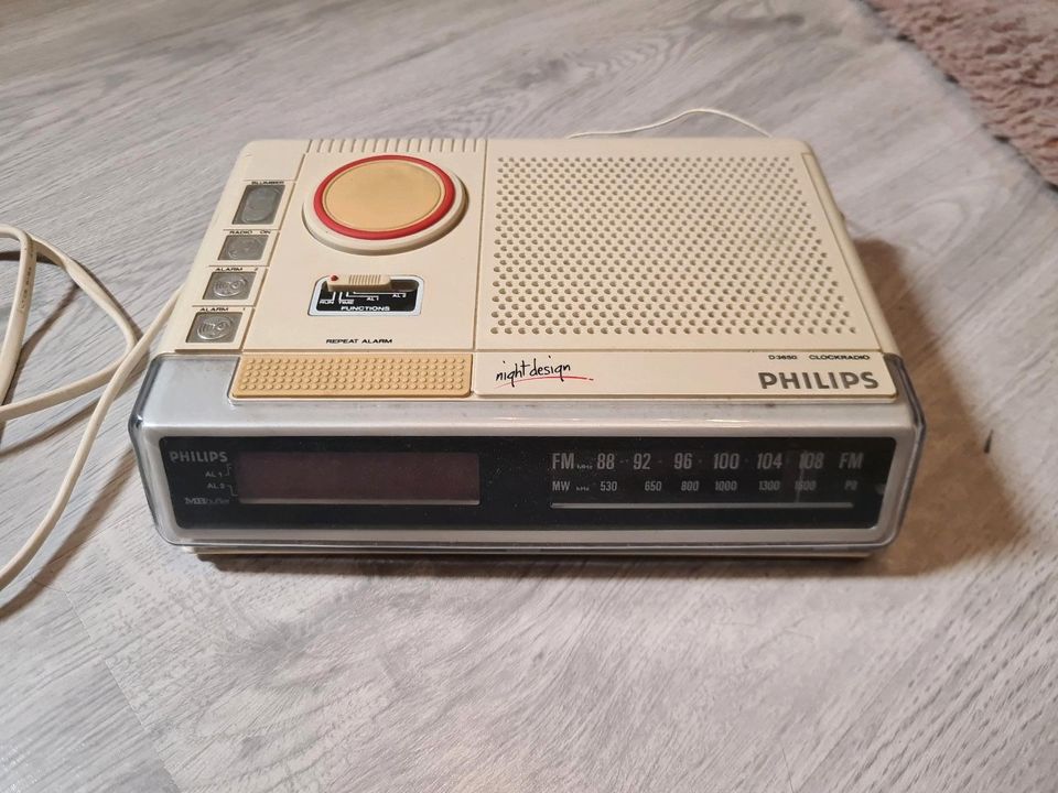 Philips Radio Wecker in Kamen