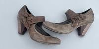 Tamaris Pumps Spangen schleife braun Tracht Wiesn Gr.37 München - Ramersdorf-Perlach Vorschau