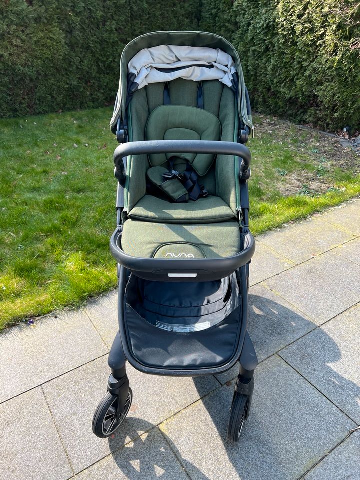 Nuna Demi Grow Kinderwagen in Stockelsdorf