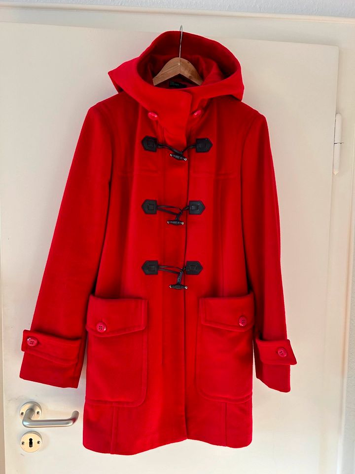 Benetton Dufflecoat Mantel Jacke rot in Essen