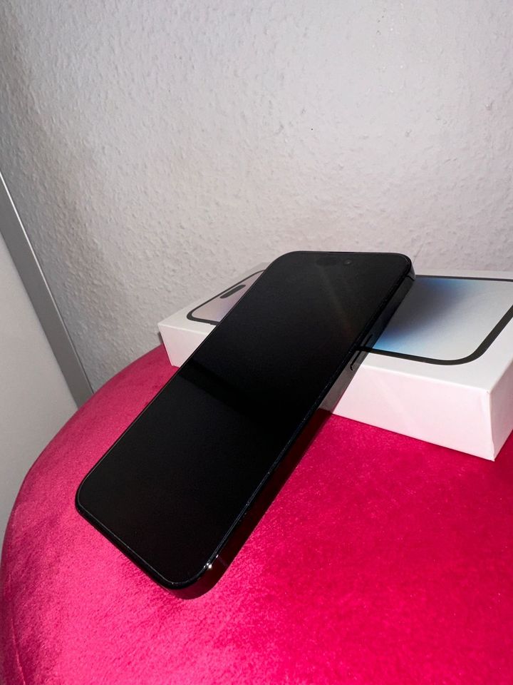 iPhone 14 Pro Max 512 GB schwarz in Frankfurt am Main